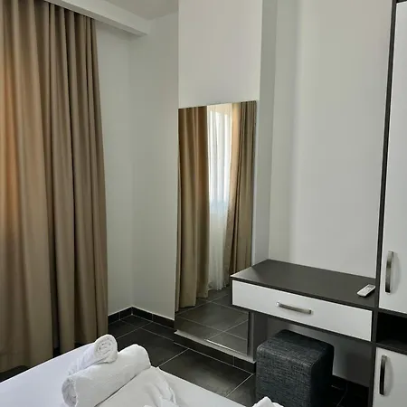 A&g Apartment Radhime